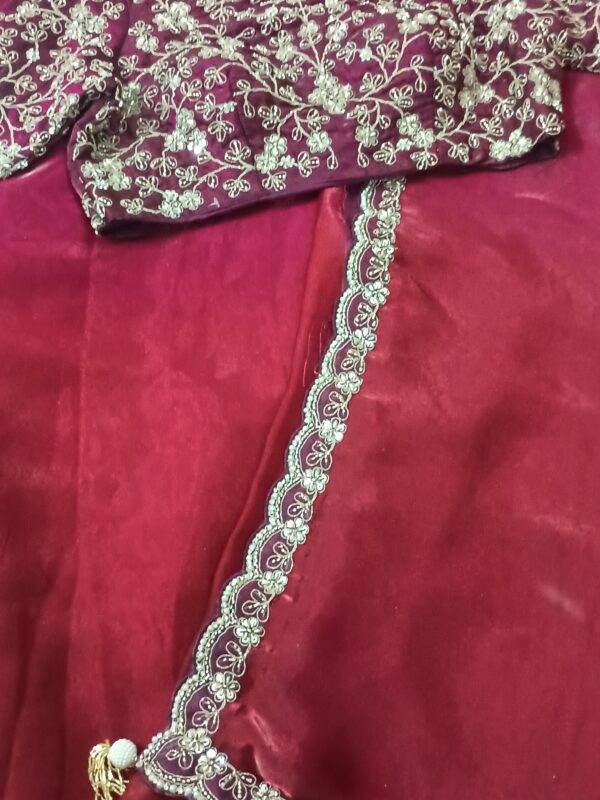 SHADED SAREE WITH TWO BLOUSES